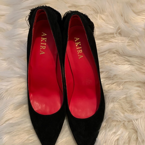 Akira Tassel Back Black Heels - Picture 3 of 4